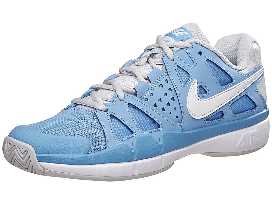 womens new nike tennis shoes