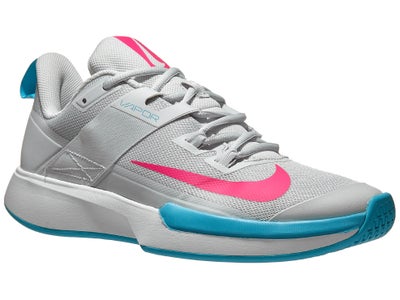 pink and black nike tennis shoes