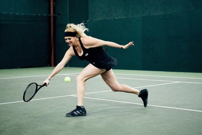 https://img.tennis-warehouse.com/fpcache/400/reviews/SLNC16S-COURT3.jpg