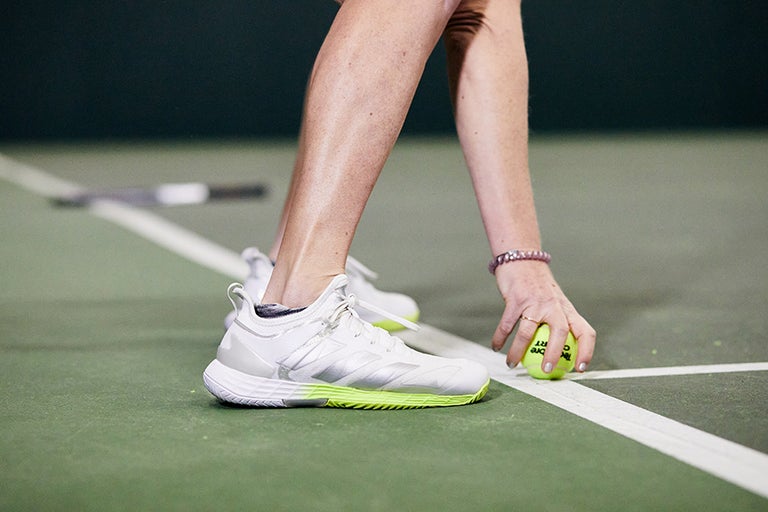 adidas adizero Ubersonic 4 Women's Review - Tennis Warehouse