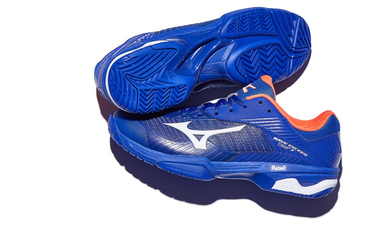 how do mizuno shoes fit compared to nike
