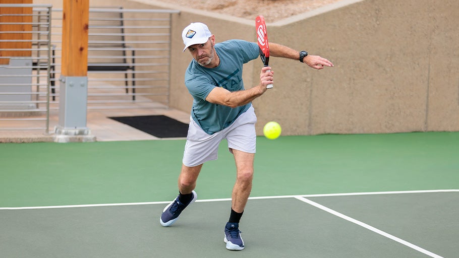 Best Pickleball Paddles for Tennis Players