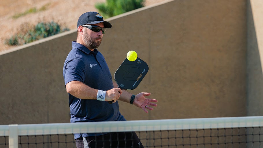 How to Defend Body Shots with the Backhand Volley