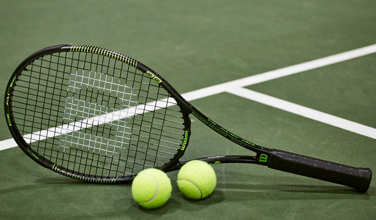 Tennis Warehouse Wilson Blade 98 18x20 Review