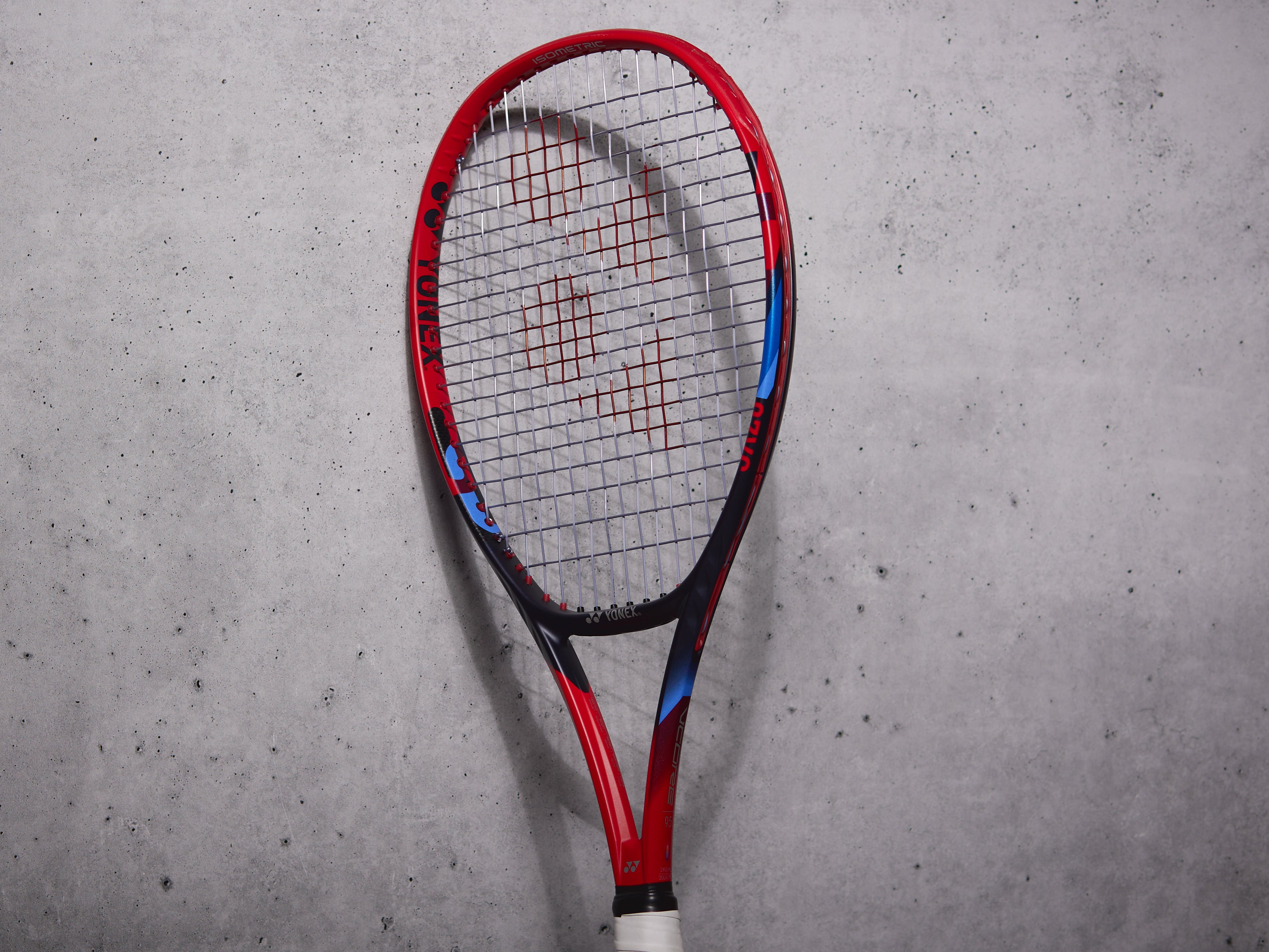 超激得定番】 ヨネックス(YONEX) 2023 VCORE 95 Vコア95 (310g) ブイコア 海外正規品 硬式テニスラケット  07VC95YX-651 スカーレット(23y2m)[NC][次回使えるクーポンプレゼント]：アミュゼスポーツ