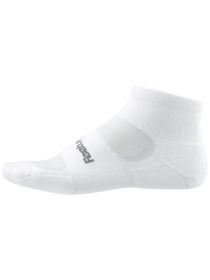 Feetures High Performance Cushion Quarter Socks