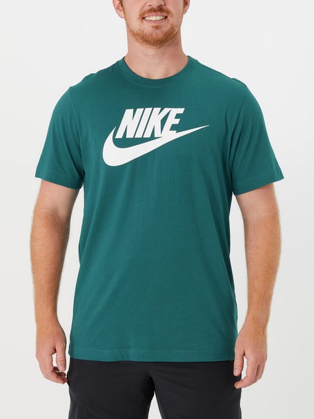 Nike Sportswear Swoosh Women's Graphic T-Shirt. Nike ID