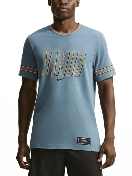 Nike Mens Winter Vamos Graphic T-Shirt