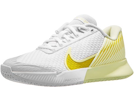 womens green and white nike shoes