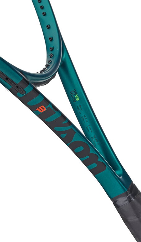 Wilson Blade 98 16x19 v9 Racquet | Tennis Warehouse