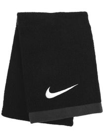 Nike Fundamental Towel Black Medium