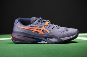 Image of a Tennis Shoe
