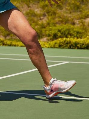 Image of playtester wearing the adidas Avacourt