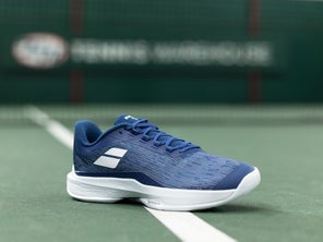 Image of a Tennis Shoe