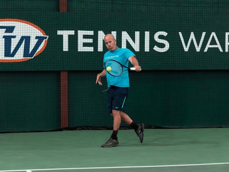Mark knifes a forehand with the Gravity MP XL. 