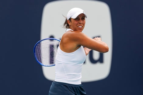 Image of Madison Keys hitting a forehand. 