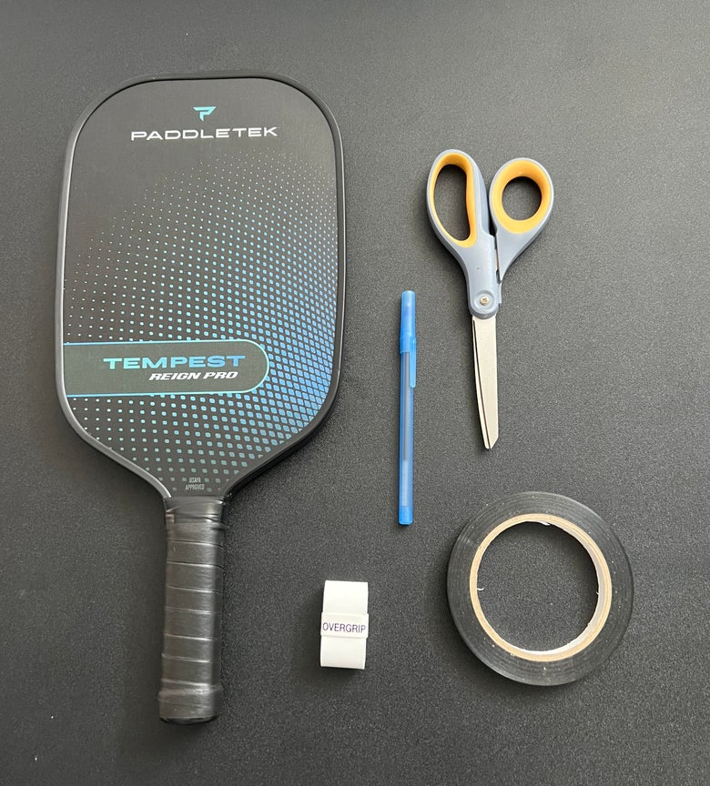 How to place an overgrip on a padel racquet – HEAD