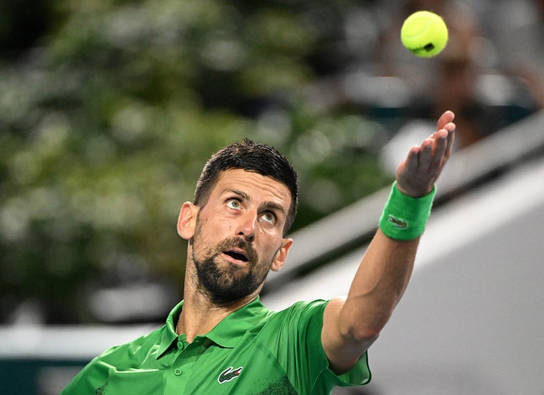 Djokovic looking at a serve. 