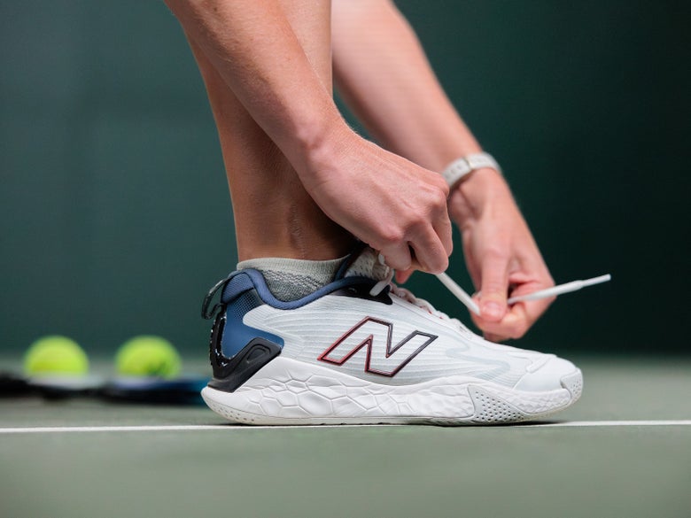 Image of the women's New Balance CT Rally