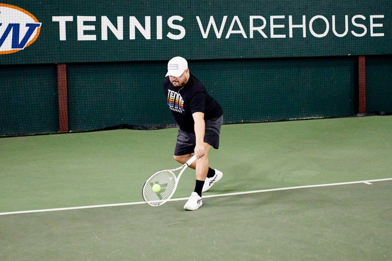 TW playtester hitting a backhand with the TF40 315 16x19.